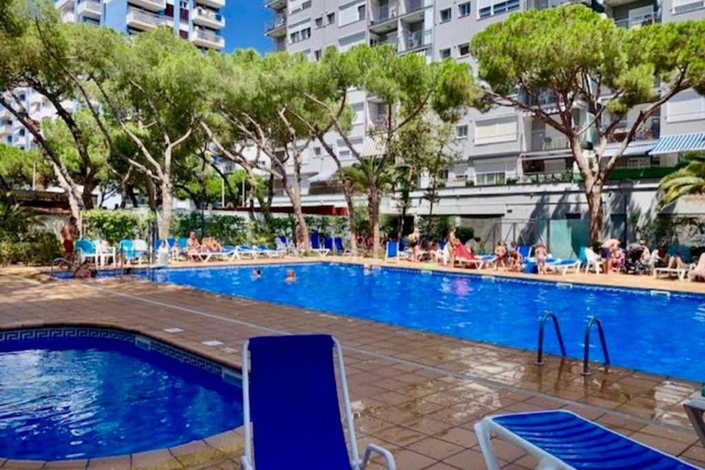 Apartamento Primera Linea De Mar Enjoy The View Blanes Exterior photo
